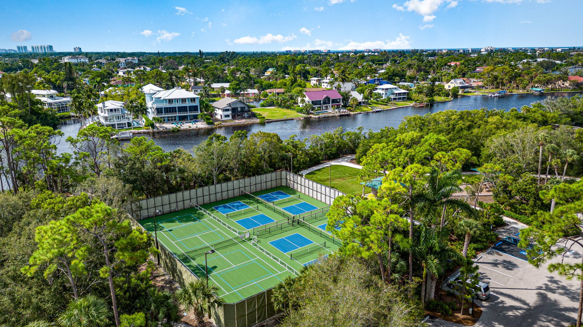 Tennis & Pickleball Courts