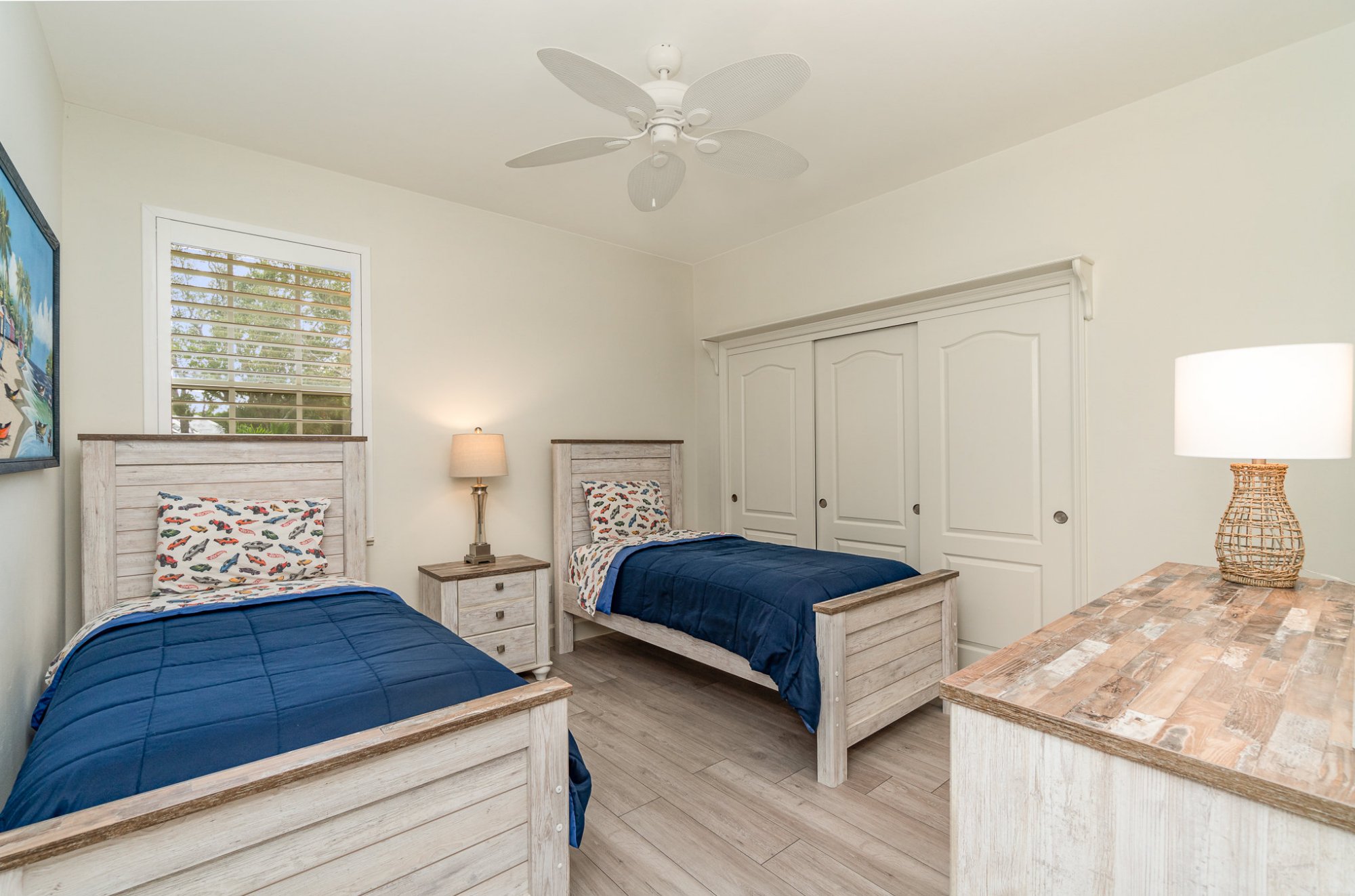 Bedroom 4 — Twin Beds