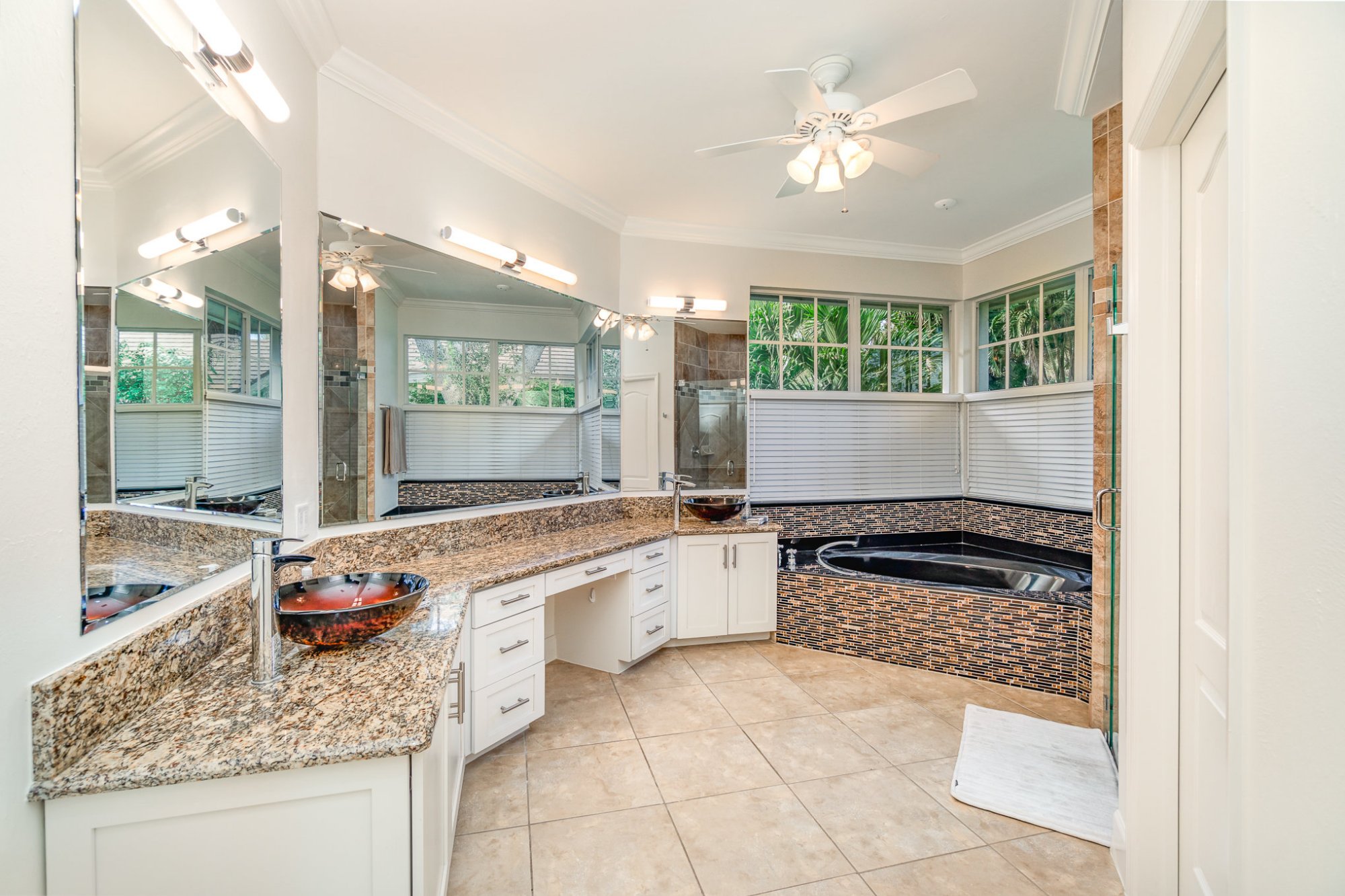 Primary Bath — Vanity & Tub