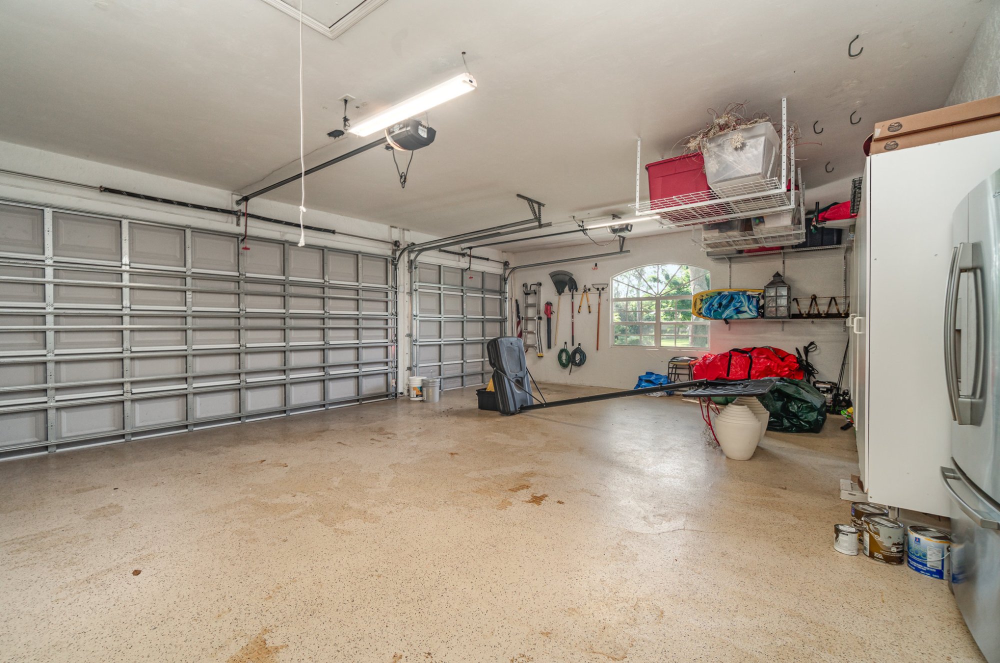 2-Car Garage